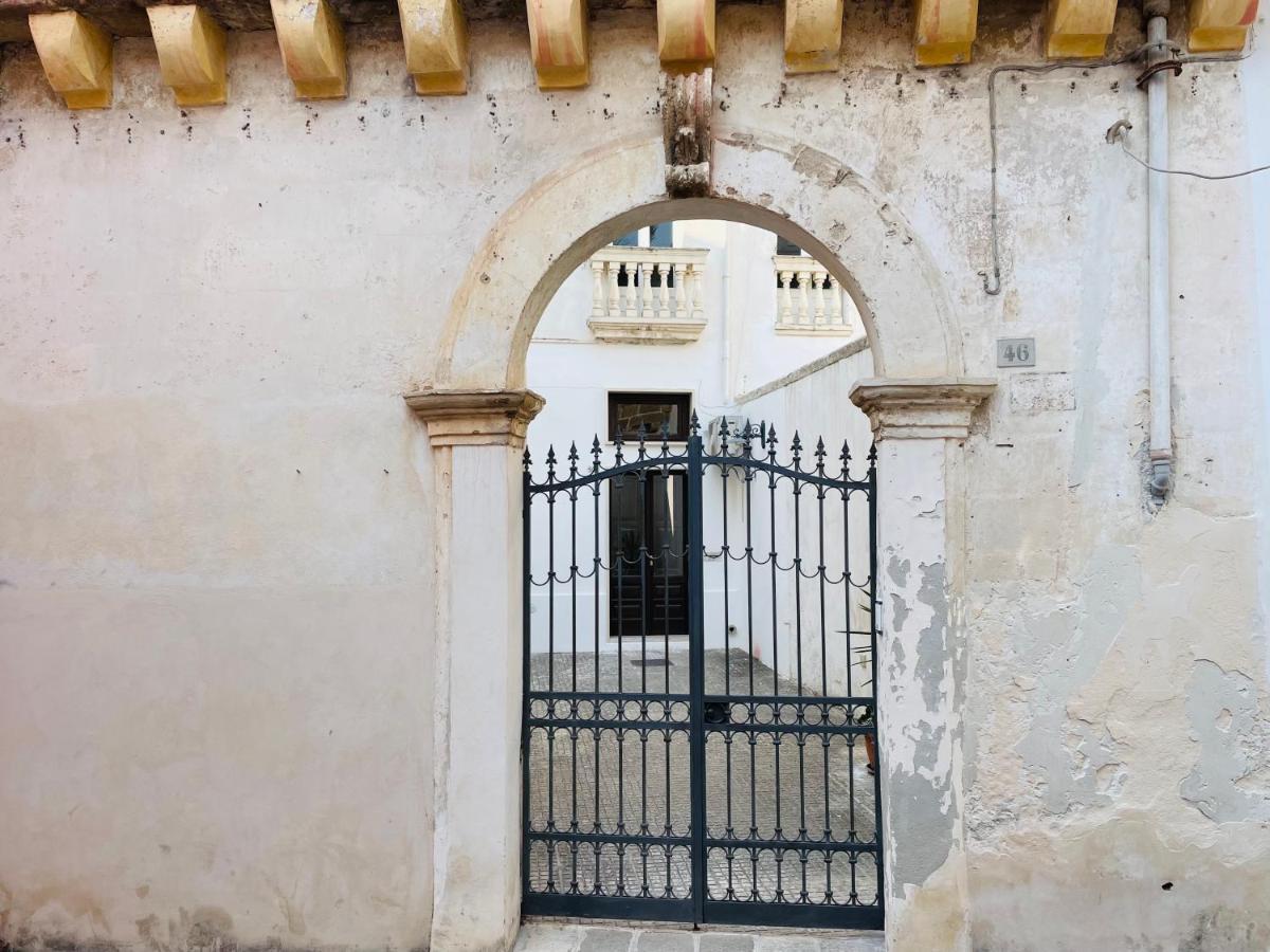 Casetta Carens Nel Centro Storico Di Nardò Exterior foto