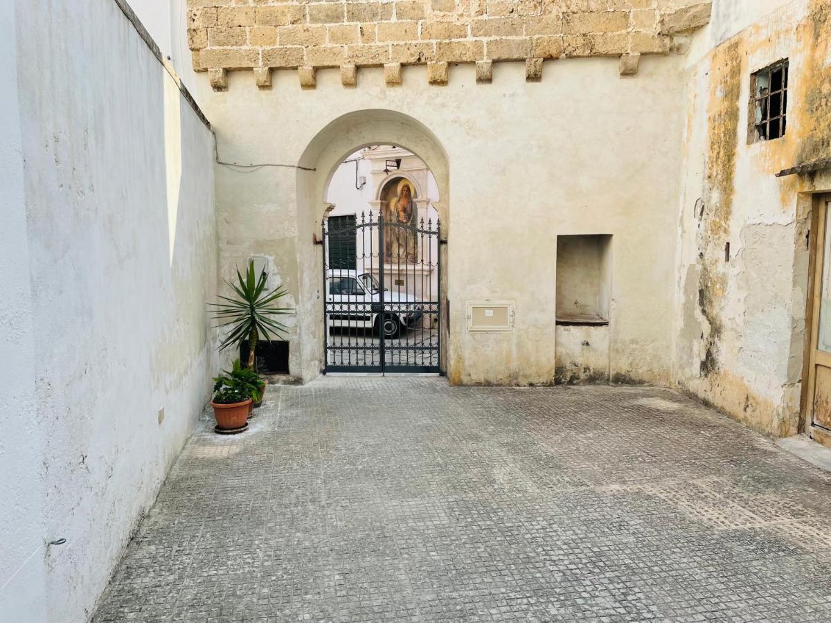 Casetta Carens Nel Centro Storico Di Nardò Exterior foto